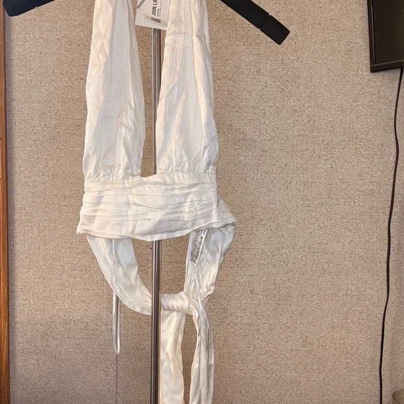 Zara White satin Halter Top - Picture 3 of 5